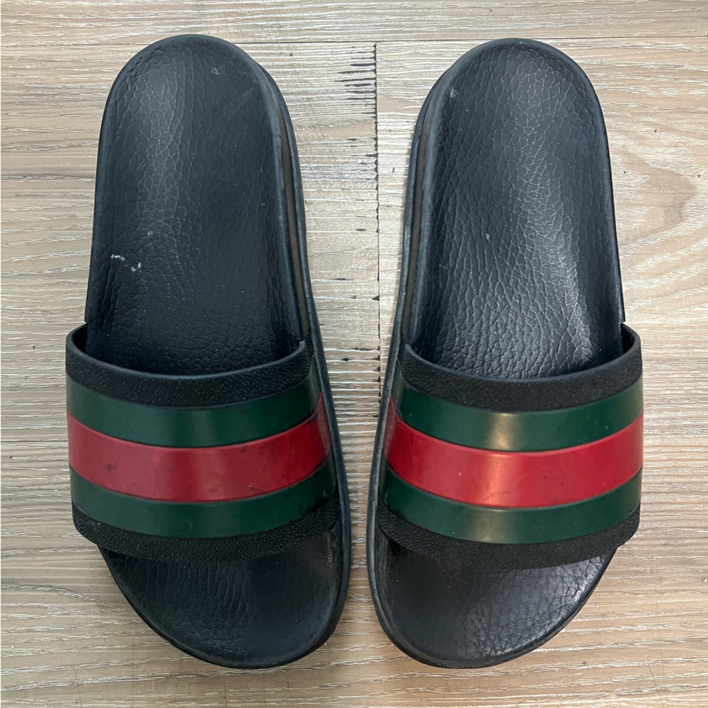 Men's Gucci Web rubber slide sandal